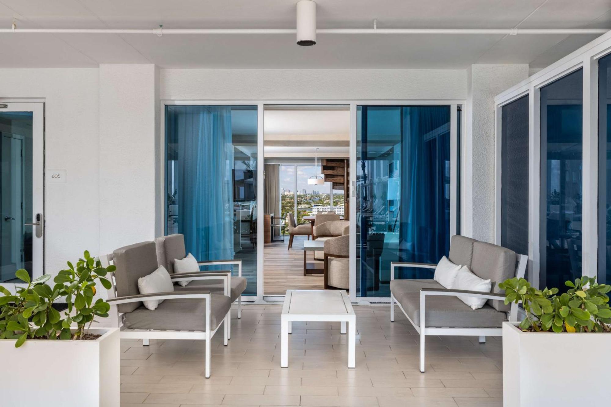 Conrad Fort Lauderdale Beach Екстериор снимка